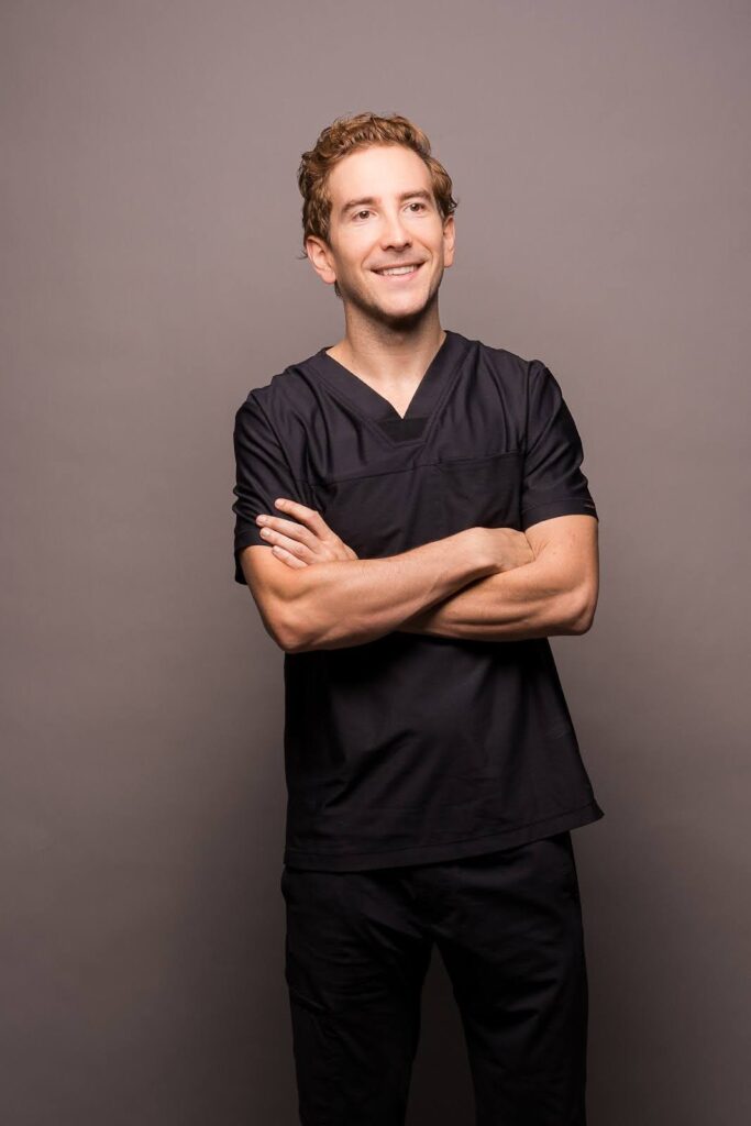 Quiropráctico en Medellin - Dr. Constant Houard