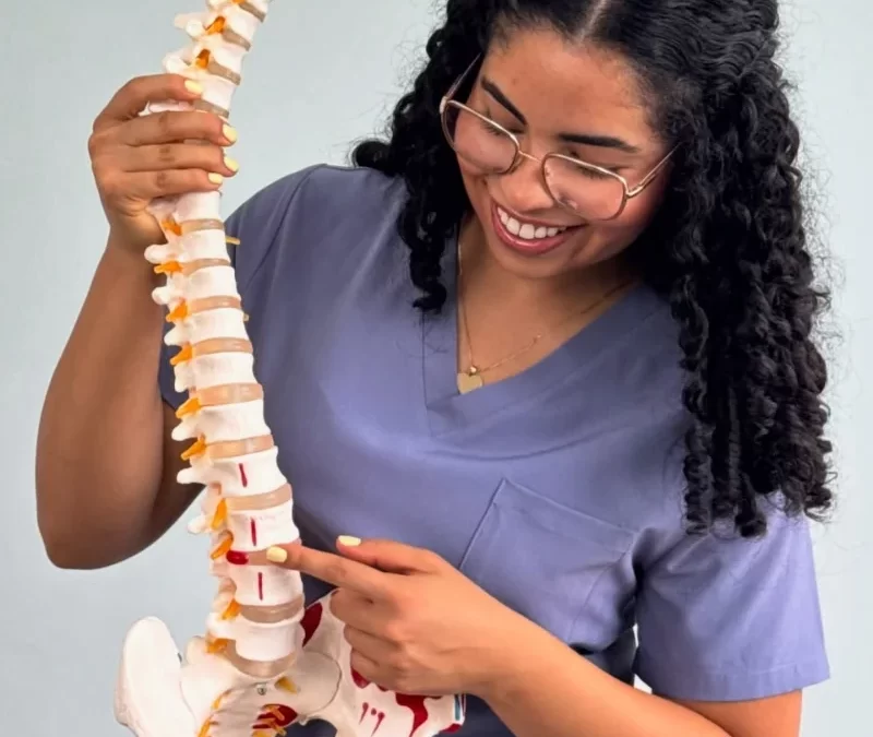 ¿Sabías que la columna vertebral es el interruptor principal de tu energía y salud?
